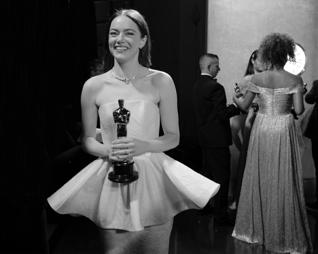 emma stone, oscars 2024, poor things, hollywood authentic, greg williams, oscars dispatch