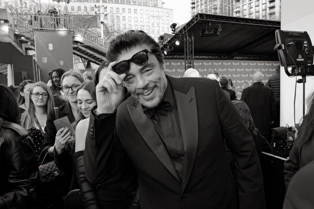 Benicio del Toro, gongs, gwp